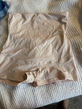 Maidenform Nude High-Waist Shaping Boyshorts